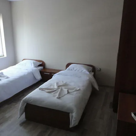 Casa Luba Sunny 招待所 阳光海滩