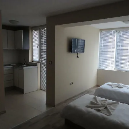 בית הארחה Casa Luba Sunny סאני ביץ'